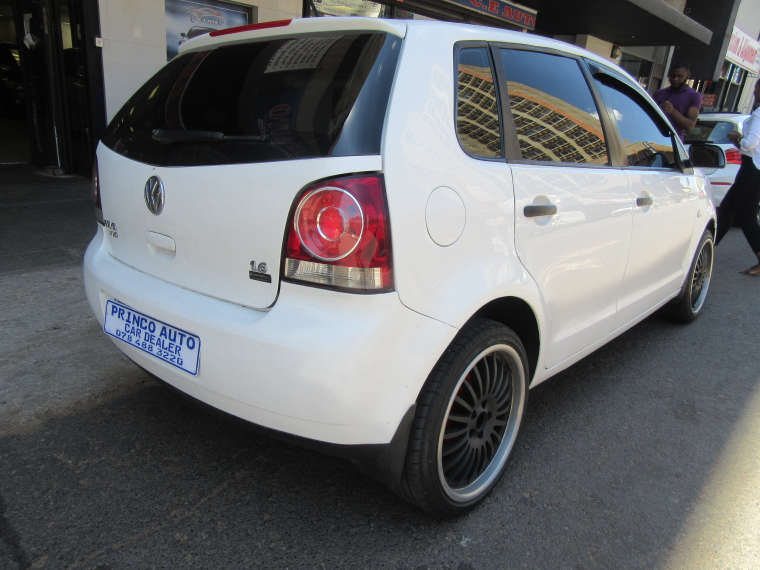Volkswagen Polo Vivo 2013 for sale in Gauteng