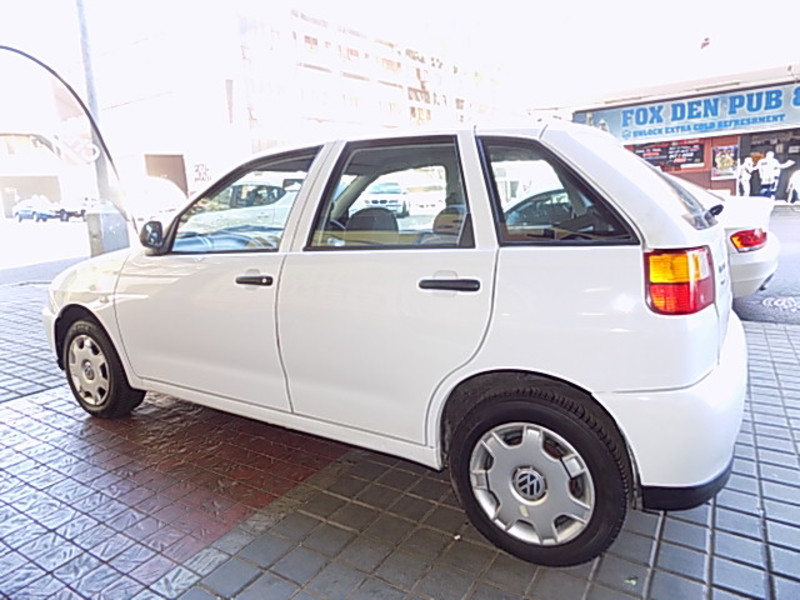 Used Volkswagen Polo Playa 2002 for sale