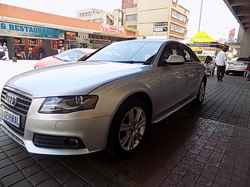 Manual Audi A4 2011 for sale