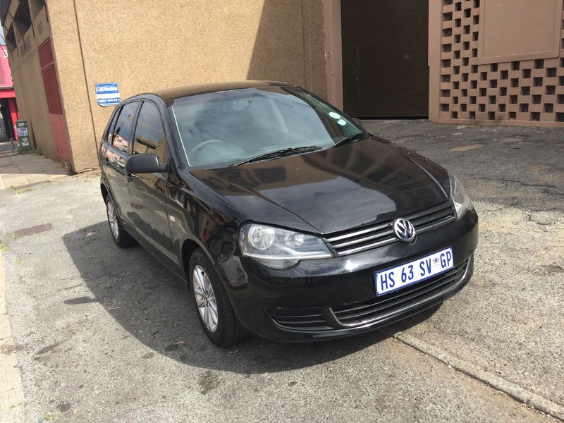 Manual Volkswagen Polo 2010 for sale