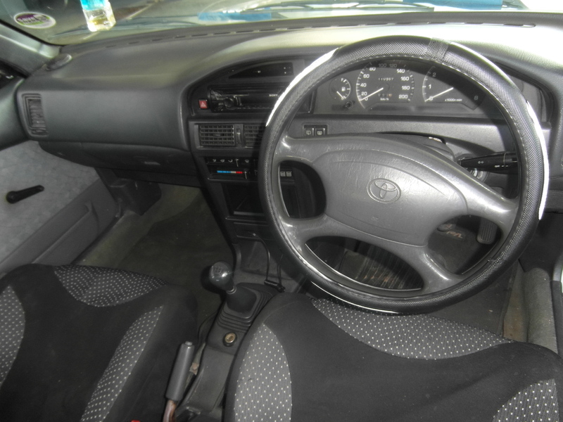 Manual Toyota Tazz 2001 for sale