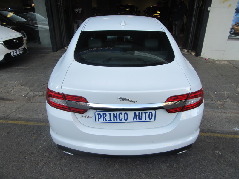 Automatic Jaguar XF 2014 for sale