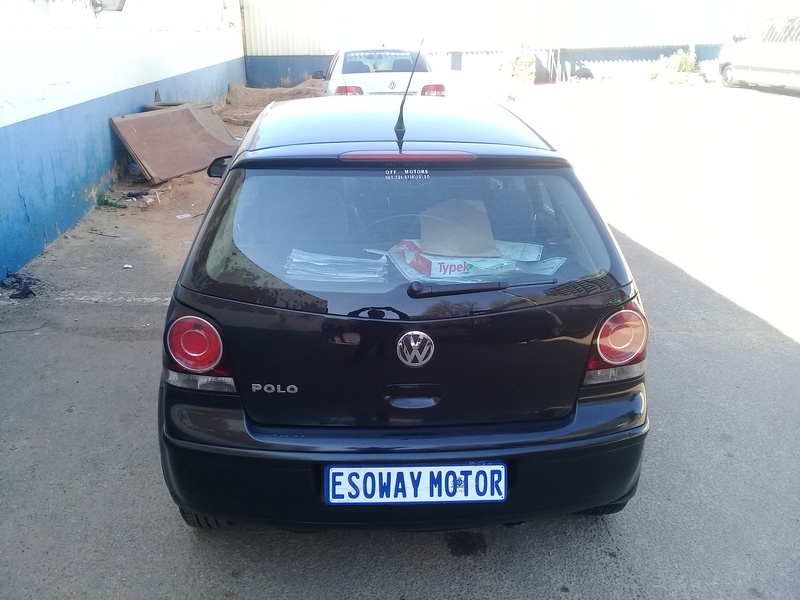 Manual Volkswagen Polo 2009 for sale