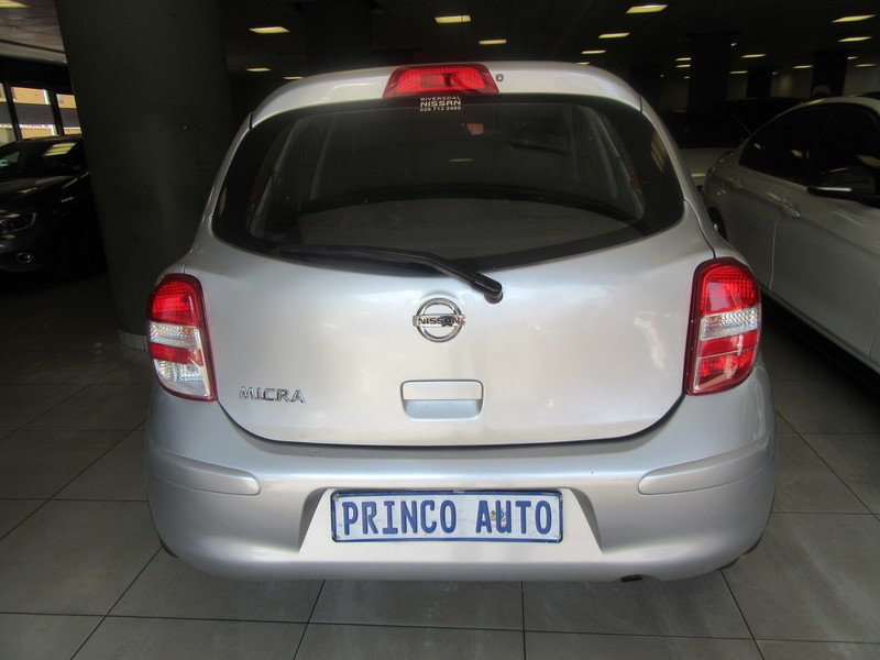 Manual Nissan Micra 2012 for sale